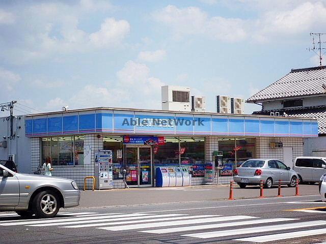 コンビニ　ローソン垂井ゆりの宮店（コンビニ）まで627m