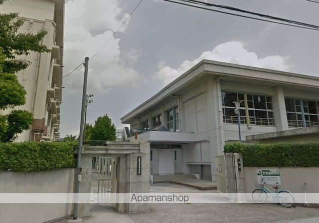 小学校　尾長小学校（小学校）まで79m