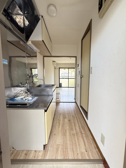 玄関　別部屋参考写真です