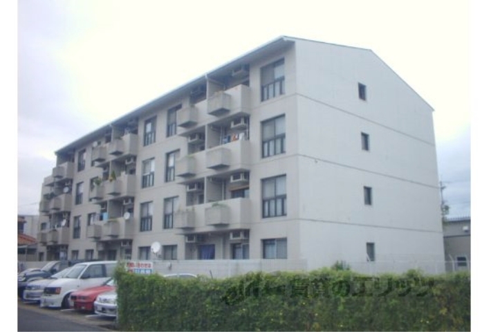 ファミィール桂の外観写真