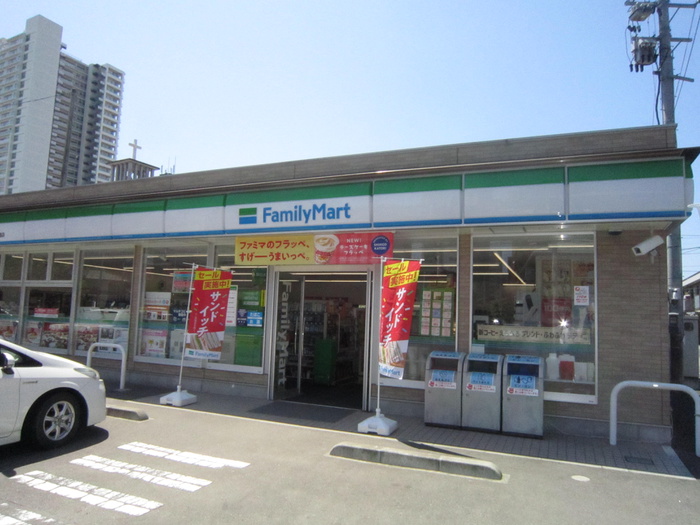 コンビニ　ファミリーマート仙台堤通店（コンビニ）まで196m