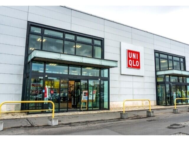 ショッピングセンター　ユニクロ札幌澄川ミュンヘン大橋店（ショッピングセンター）まで720m