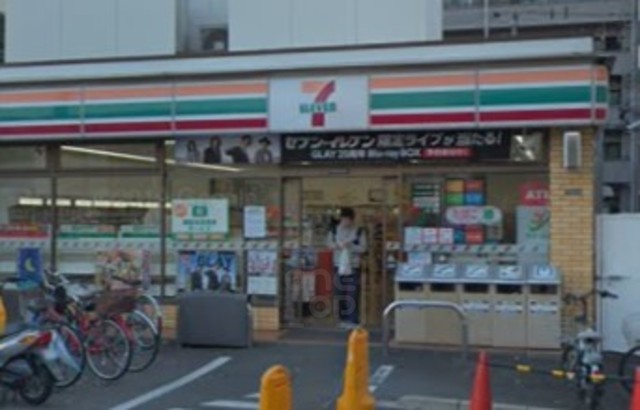 コンビニ　セブンイレブン　吹田片山1丁目店（コンビニ）まで275m