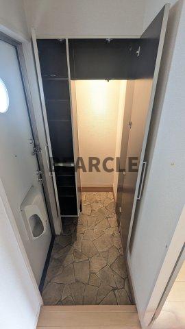 玄関　シンプルで使いやすい玄関です