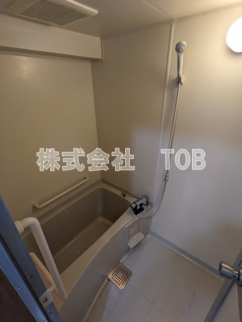 バス・シャワールーム　別部屋参考写真