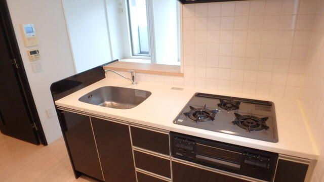 キッチン　同タイプの別住戸です