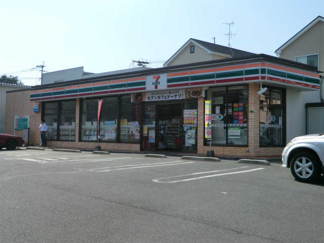 コンビニ　セブンイレブン八幡鷹の巣3丁目店（コンビニ）まで509m