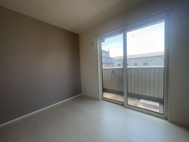 その他部屋・スペース　落ち着いて過ごせるお部屋なので、寝室にいかがでしょうか