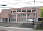 中学校　札幌市立平岡中央中学校（中学校）まで1793m