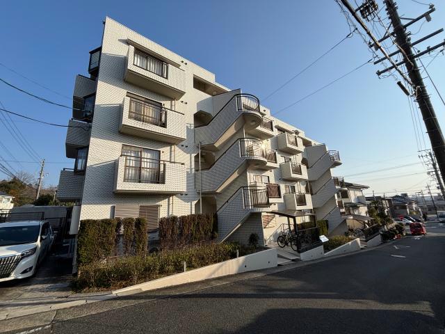 名鉄瀬戸線 大森・金城学院前駅 徒歩6分 4階建 築40年の外観写真