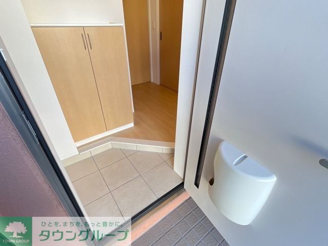 玄関　お問合せはタウンハウジングまで！※現地待合わせ相談可能