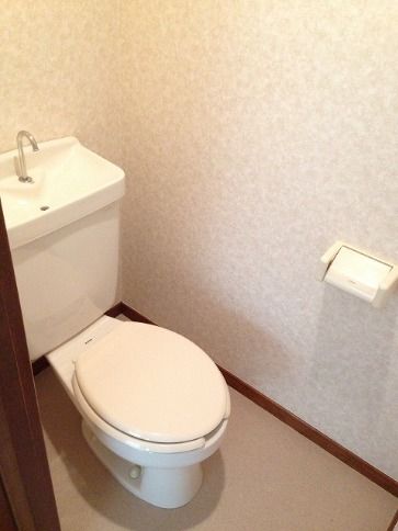 クリエール石渡のトイレ写真