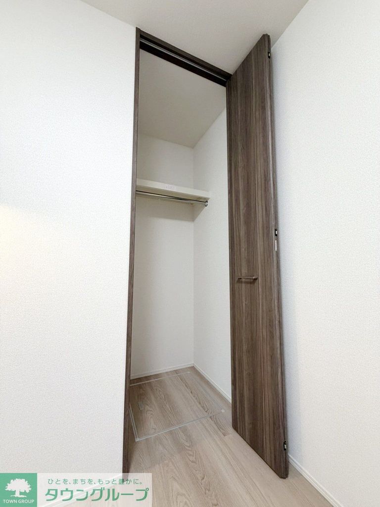 セレスティア西寺尾 Iの内装写真
