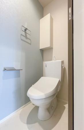 ＪＲ総武線 三鷹駅 徒歩19分 3階建 築1年のトイレ写真