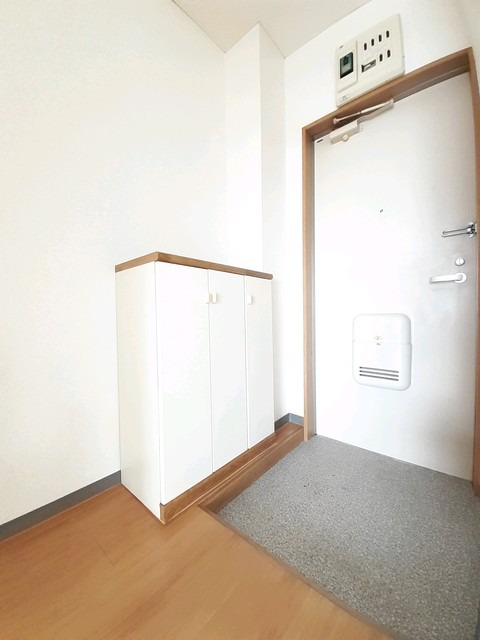 玄関　図面と現状に相違がある場合には現状を優先