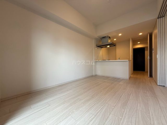 S-RESIDENCE江坂focalの居間写真