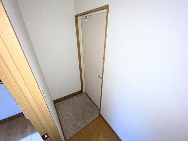 クレストワンの玄関写真