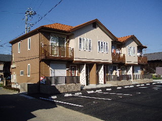 建物外観　築浅の積和物件です。