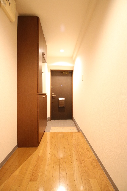 エクセレンス彩の玄関写真