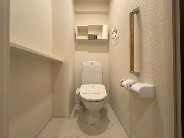 トイレ　シンプルで使いやすいトイレです