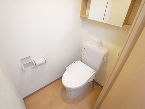 プルミエール宝塚のトイレ写真