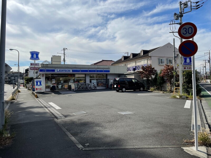 コンビニ　ローソン 板橋三園一丁目店（コンビニ）まで419m
