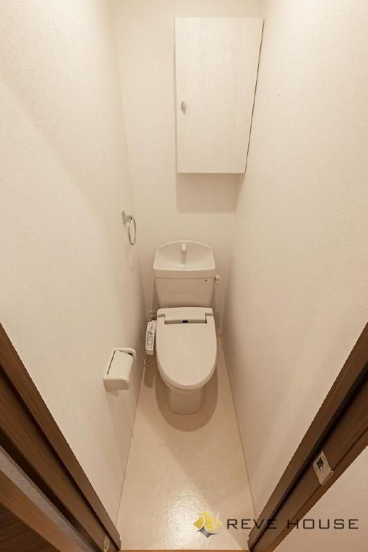 地下鉄箱崎線 箱崎宮前駅 徒歩3分 2階建 築10年のトイレ写真