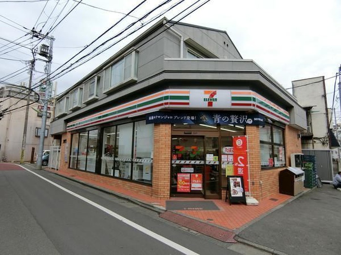 コンビニ　セブンイレブン 世田谷三宿２丁目店（コンビニ）まで100m
