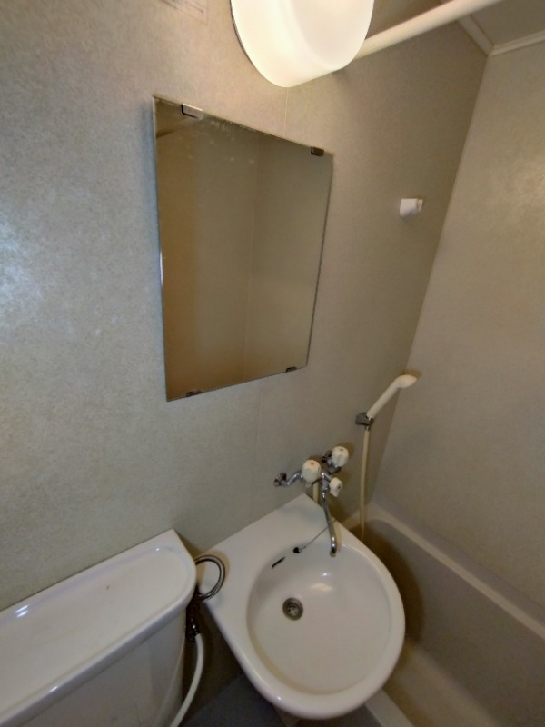 洗面設備　※他部屋参考写真