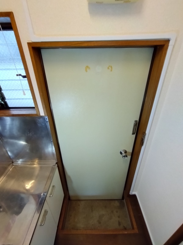 玄関　※他部屋参考写真