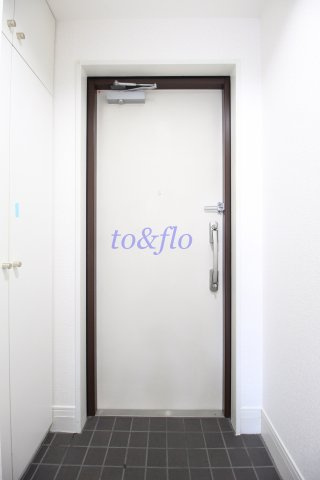 東急田園都市線 鷺沼駅 徒歩9分 5階建 築32年の玄関写真
