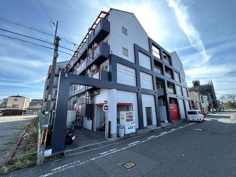 ダイバーシティ武庫川の外観写真