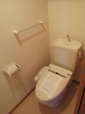 フルール・メゾンCのトイレ写真