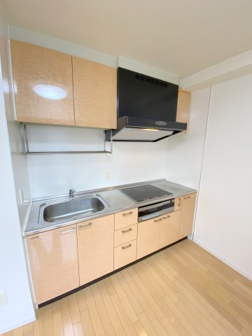 キッチン　※同物件別部屋写真※
