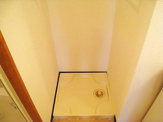 地下鉄長堀鶴見緑地線 京橋駅 徒歩5分 9階建 築21年の内装写真
