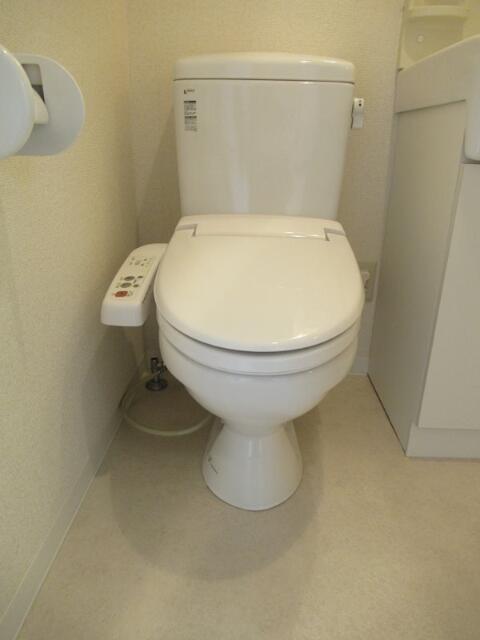 ＪＲ京浜東北線 浦和駅 徒歩9分 9階建 築19年のトイレ写真