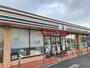 コンビニ　セブン-イレブン北名古屋徳重南店（コンビニ）まで882m