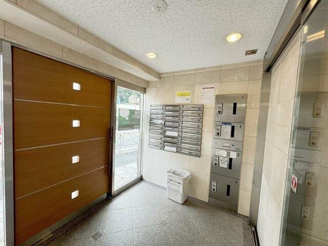 エントランス　毎日通るエントランスはこのようになっています