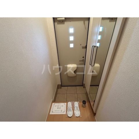 グランデ・ヒルズの玄関写真