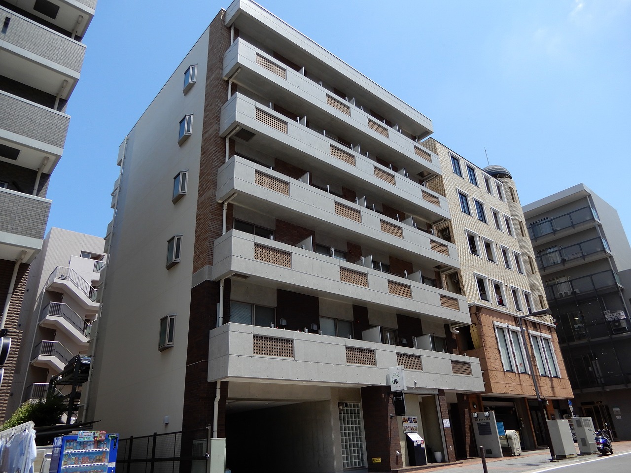 建物外観