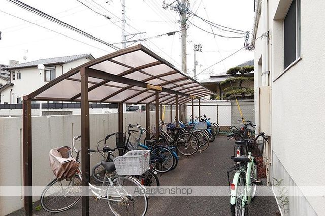 吉本マンションの外観写真