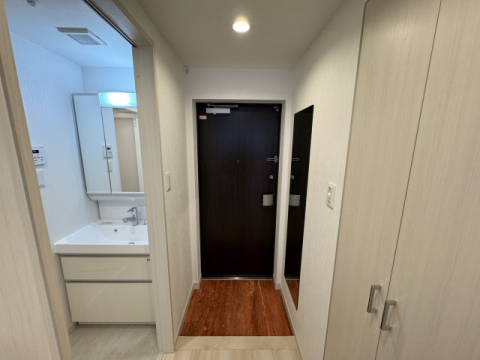 プレジオ西宮今津の玄関写真