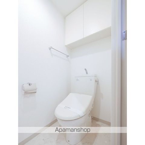 ＪＲ山手線 目黒駅 徒歩5分 6階建 築25年のトイレ写真