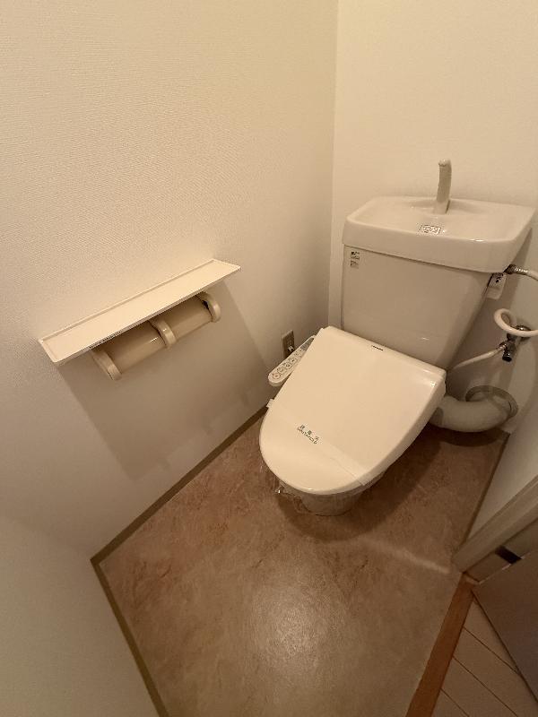 トイレ　トイレもきれいです
