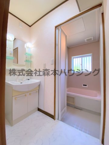 寝屋川市菅相塚町11戸建貸家の内装写真