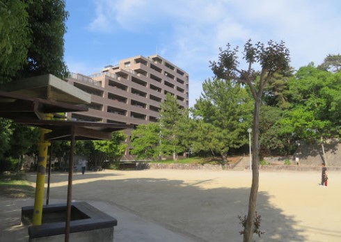 寝屋川市菅相塚町11戸建貸家の周辺写真
