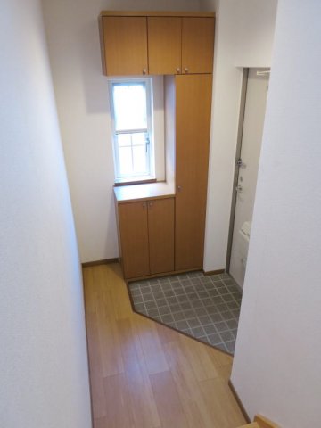 玄関　落ち着いた玄関です