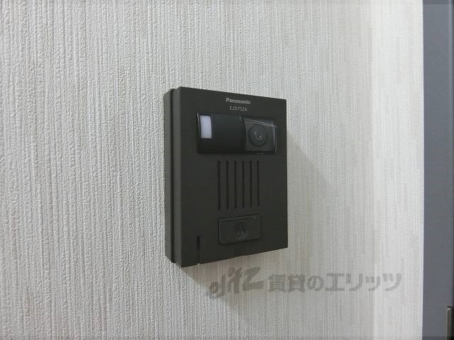 玄関　インターホン