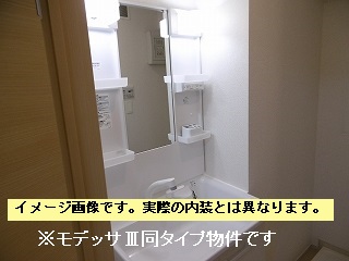 洗面設備　イメージ画像です。実際の内装とは異なります。