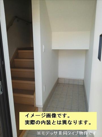 玄関　イメージ画像です。実際の内装とは異なります。
